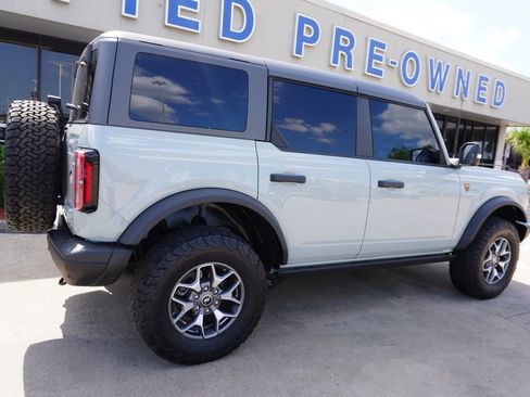 Certified 2023 Ford Bronco Badlands AWD/4WD image 6