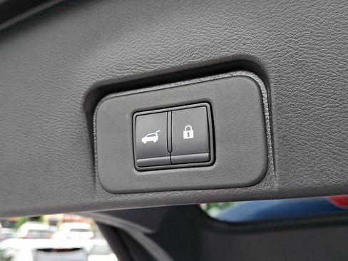 Certified 2023 Nissan Rogue SL w/ SL Premium Package AWD/4WD image 31