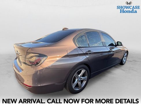 Used 2014 BMW 328i Sedan RWD image 5