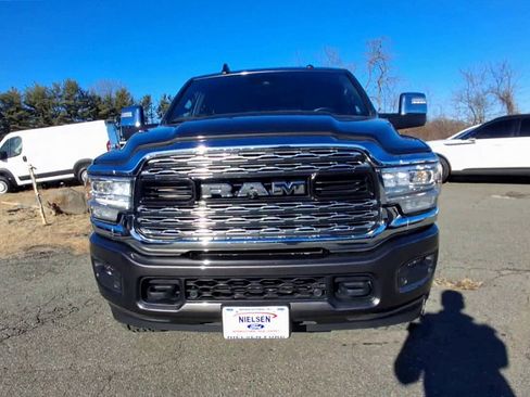 Used 2023 RAM 3500 Limited image 3