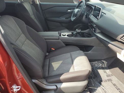 New 2026 Nissan Rogue SV AWD/4WD image 29