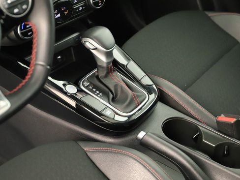 Used 2023 Kia Soul GT-Line image 13