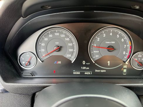 Used 2017 BMW M3 RWD image 43