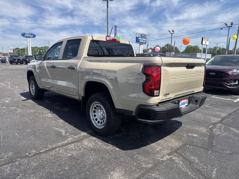 Used 2023 Chevrolet Colorado W/T RWD image 5
