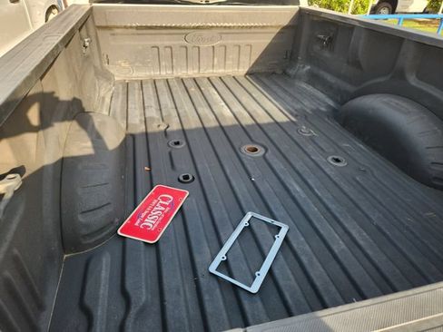 Used 2018 Ford F350 Lariat w/ Lariat Value Package AWD/4WD image 10
