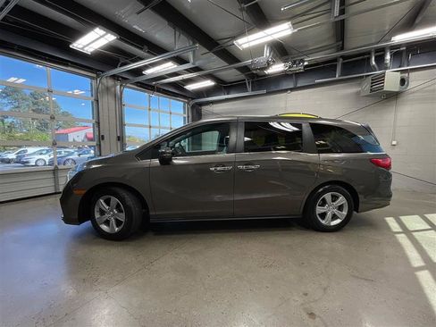 Used 2019 Honda Odyssey EX-L image 2