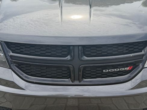 Used 2020 Dodge Journey SE w/ SE Popular Equipment Group FWD image 14