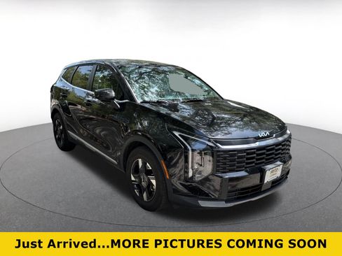 Used 2026 Kia Sportage LX FWD image 1