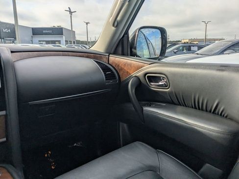 Used 2023 Nissan Armada SL image 17
