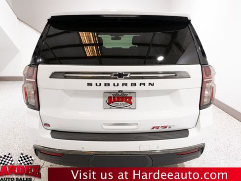 Used 2022 Chevrolet Suburban RST w/ Luxury Package RWD image 4