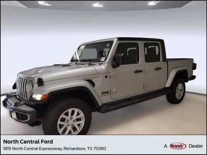 Used 2023 Jeep Gladiator Sport