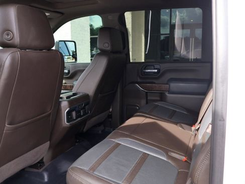 Used 2021 GMC Sierra 2500 Denali w/ Denali Ultimate Package AWD/4WD image 10