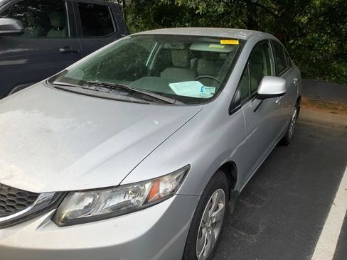 Used 2013 Honda Civic LX image 9