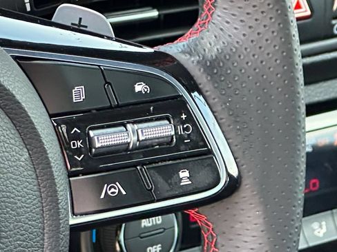 Used 2023 Kia Forte GT w/ GT2 Package FWD image 21