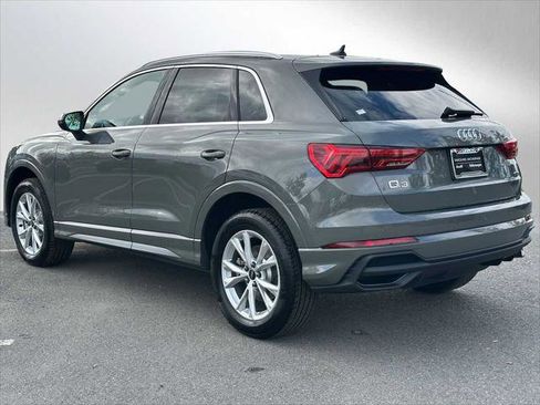 New 2025 Audi Q3 2.0T Premium image 5