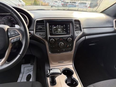 Used 2015 Jeep Grand Cherokee Laredo w/ Quick Order Package 23E image 18