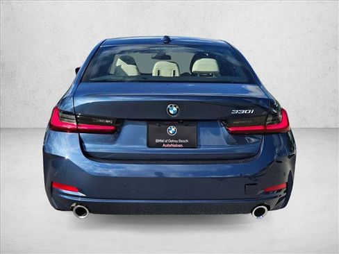 Used 2025 BMW 330i Sedan w/ M Sport Package image 7