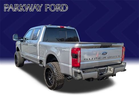 Used 2023 Ford F250 XL w/ STX Appearance Package image 7