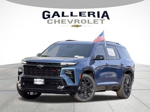 New 2026 Chevrolet Traverse RS w/ LPO, Floor Liner Package FWD image 1