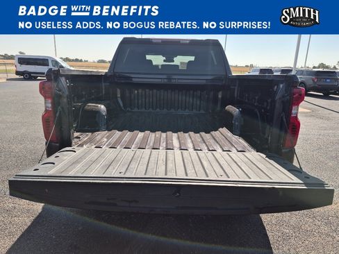 Used 2023 Chevrolet Silverado 1500 LT w/ Z71 Off-Road Package AWD/4WD image 15