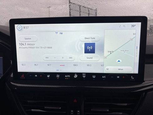 Used 2025 Ford Escape ST-Line w/ Tech Pack #1 image 24