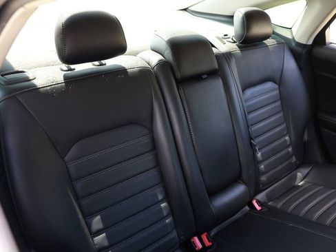 Used 2014 Ford Fusion SE w/ Equipment Group 202A FWD image 14