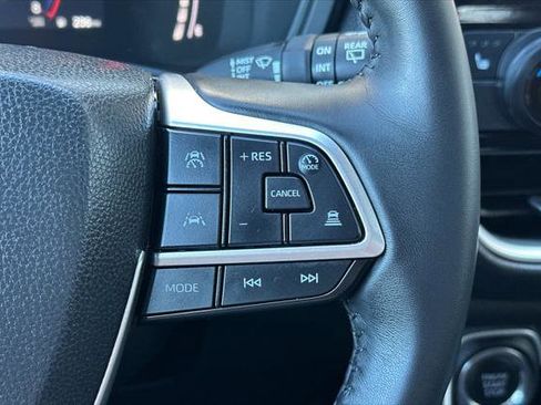 Certified 2025 Toyota Grand Highlander AWD image 28