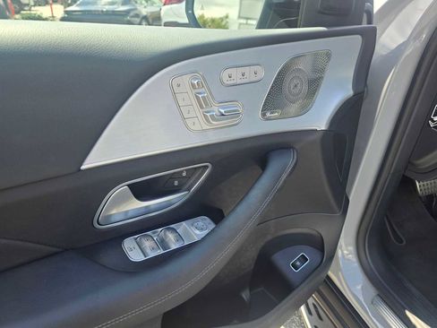 Used 2024 Mercedes-Benz GLS 450 4MATIC image 24