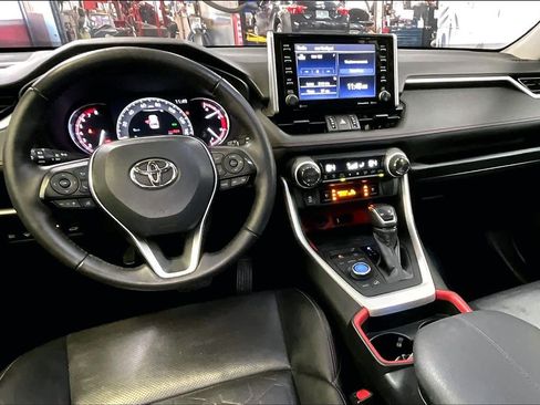 Used 2020 Toyota RAV4 TRD Off-Road image 14