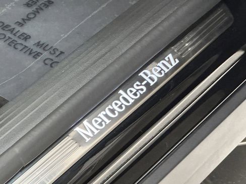 Certified 2024 Mercedes-Benz GLB 250 image 16