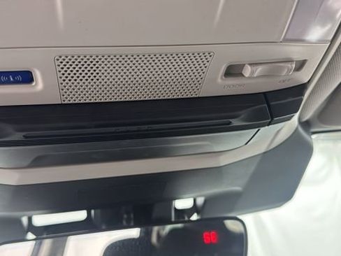 Certified 2023 Subaru Ascent Premium w/ Convenience Package image 35