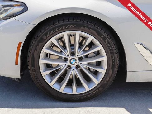 Used 2021 BMW 530i w/ Convenience Package RWD image 11