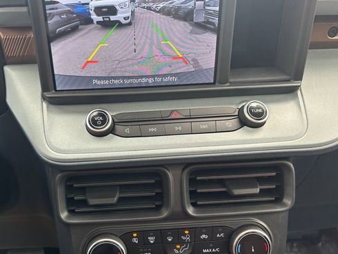 Used 2023 Ford Maverick Lariat w/ Lariat Luxury Package image 30