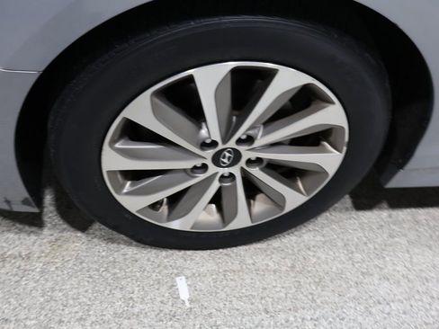 Used 2015 Hyundai Sonata Sport image 14