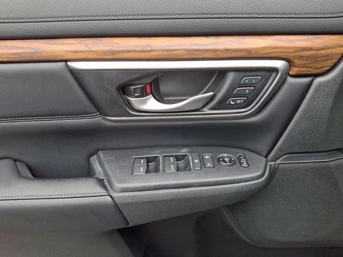 Used 2017 Honda CR-V EX-L image 11