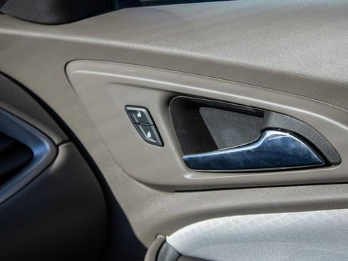 Used 2023 Chevrolet Malibu LS image 13