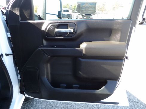 Used 2024 Chevrolet Silverado 2500 W/T w/ WT Convenience Package image 41