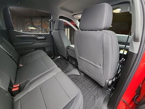 New 2026 GMC Sierra 1500 SLE w/ Preferred Package AWD/4WD image 26