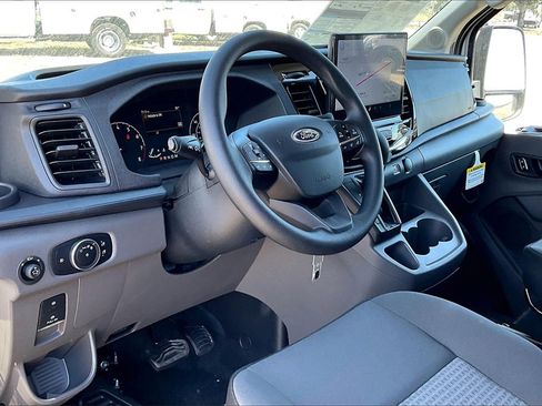 New 2025 Ford Transit 350 XLT image 5