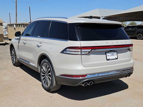 Used 2023 Lincoln Aviator Reserve w/ Elements Package Plus RWD image 6