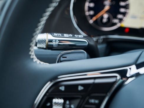 Used 2023 Bentley Continental GT Azure image 48