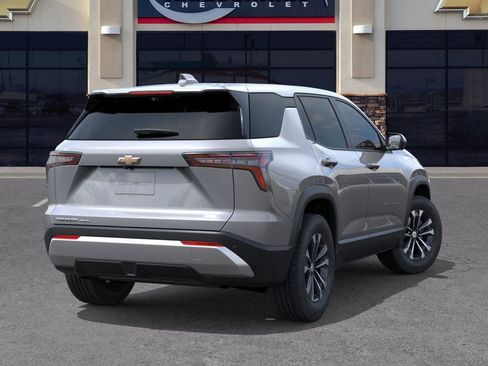 New 2026 Chevrolet Equinox LT image 4