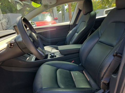 Used 2023 Tesla Model 3 Standard Range RWD image 17