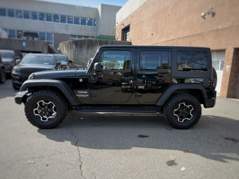 Used 2017 Jeep Wrangler Unlimited Sport w/ Connectivity Group image 13