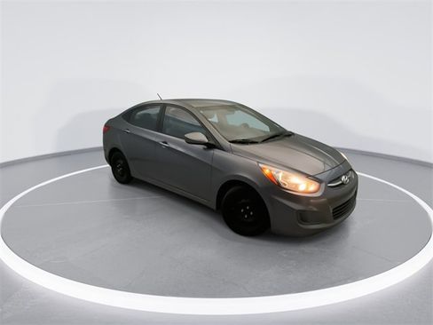 Used 2016 Hyundai Accent SE image 6