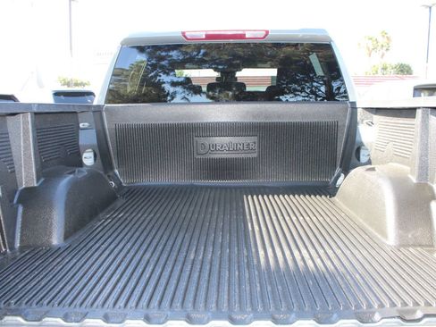 Used 2025 Chevrolet Silverado 1500 LT RWD image 46