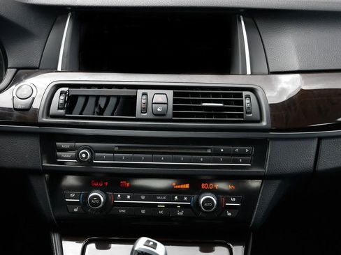 Used 2015 BMW 528i Sedan RWD image 31