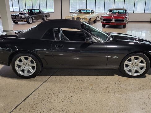 Used 2000 Jaguar XK8 Convertible RWD image 37