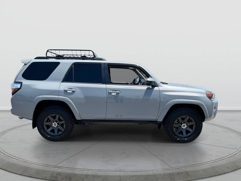 Used 2021 Toyota 4Runner Trail Special Edition AWD/4WD image 9