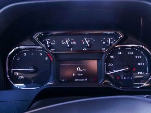 Used 2022 GMC Sierra 2500 AT4 image 22